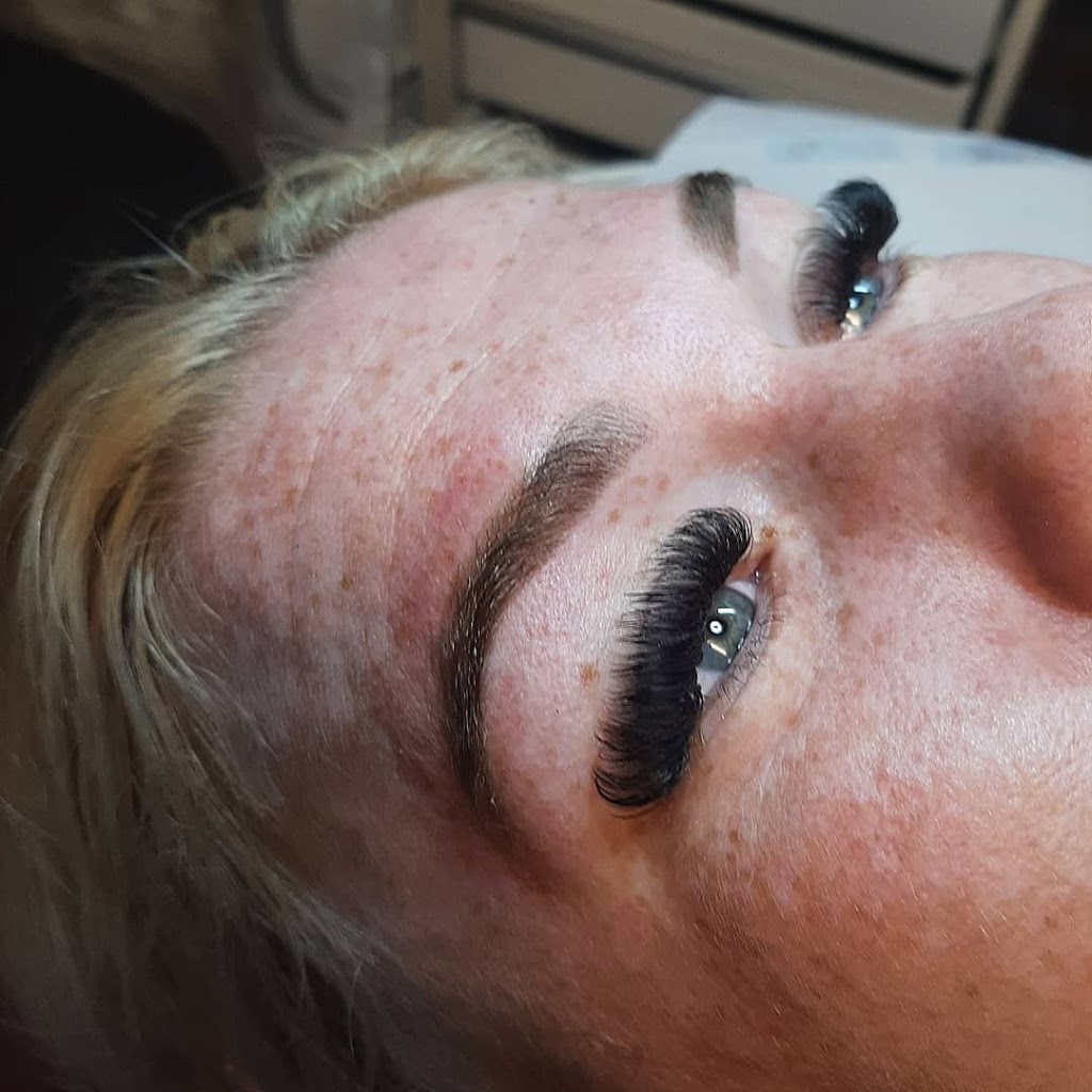 Eye Shimmer Beauty | beauty salon | 35 Glenariff St, Ferny Grove QLD 4055, Australia | 0460410728 OR +61 460 410 728