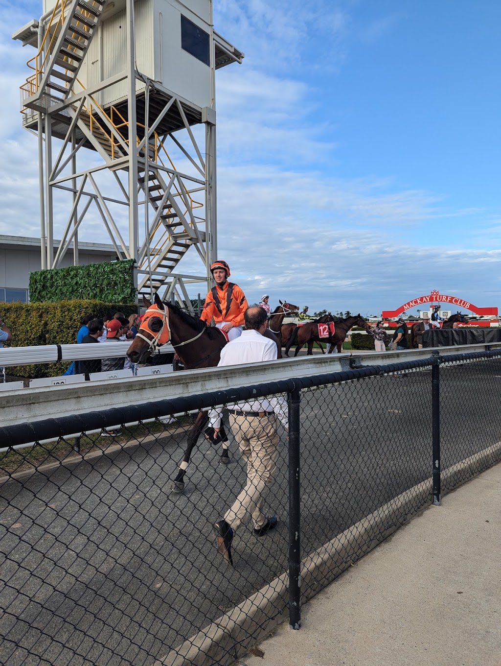 Mackay Turf Club | 9 Peak Downs Hwy, Ooralea QLD 4740, Australia | Phone: (07) 4952 1155