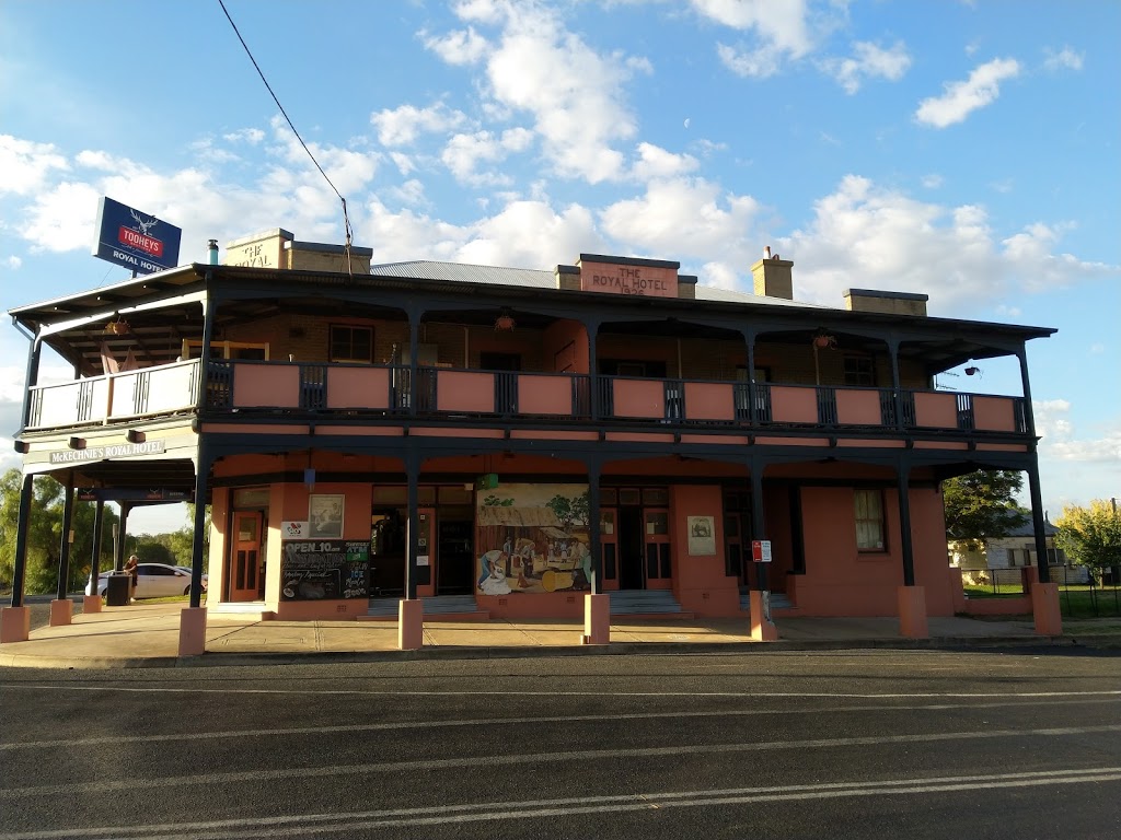 Royal Hotel Mendooran | lodging | 15 Bandulla St, Mendooran NSW 2842, Australia | 0268862043 OR +61 2 6886 2043