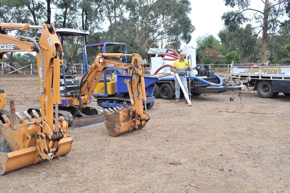 Hamilton Mini Excavator & Dumper Hire | 210 S Boundary Rd, Hamilton VIC 3300, Australia | Phone: 0419 711 047