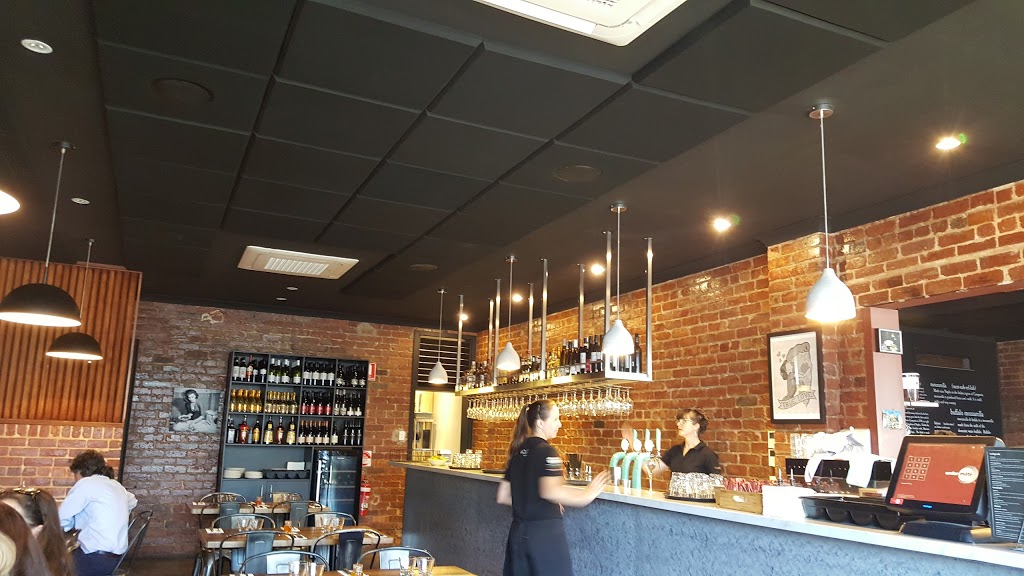 il Pizzaiolo | 161-163 Darebin Rd, Thornbury VIC 3071, Australia | Phone: (03) 9484 8558