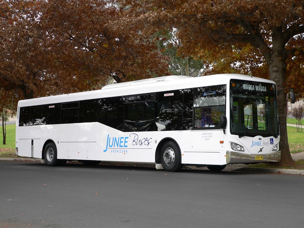 Junee Buses | 218 Main St, Junee NSW 2663, Australia | Phone: (02) 6924 2244