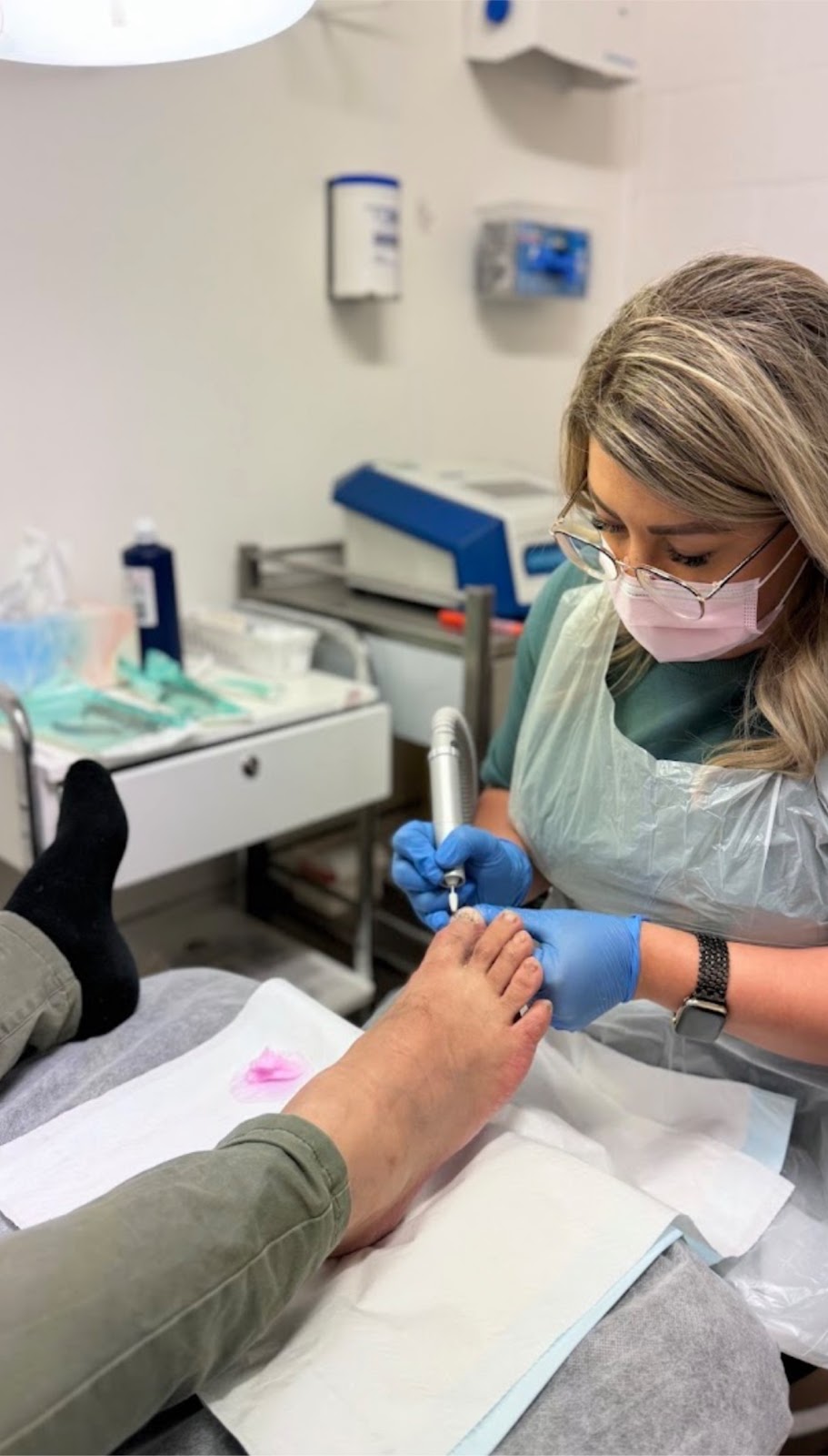 MediFeet Clinic - Castle Hill Podiatry | 1 Tuckwell Rd, Castle Hill NSW 2154, Australia | Phone: (02) 8840 8734