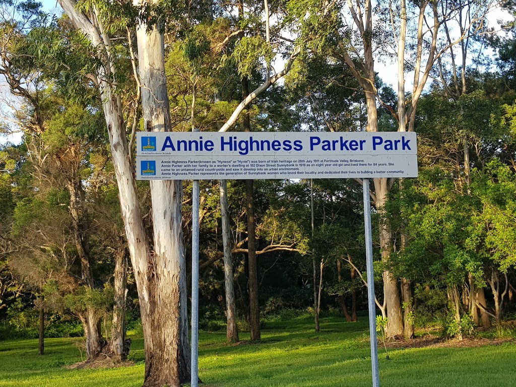 Annie Highness Parker Park | park | 368 Beenleigh Rd, Sunnybank QLD 4109, Australia | 0734038888 OR +61 7 3403 8888