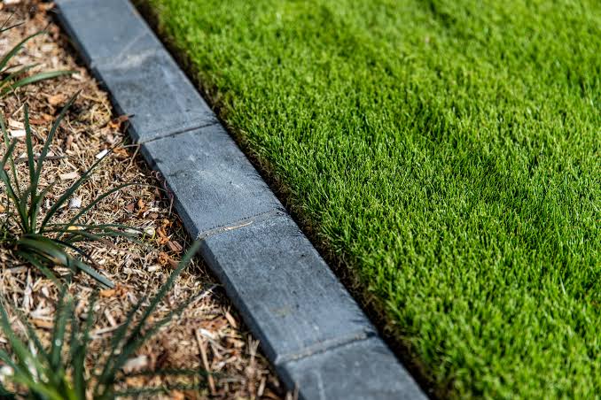Lattas lawn and gardening services | 1 Cedar Wattle Pl, Narellan Vale NSW 2567, Australia | Phone: 0409 988 805