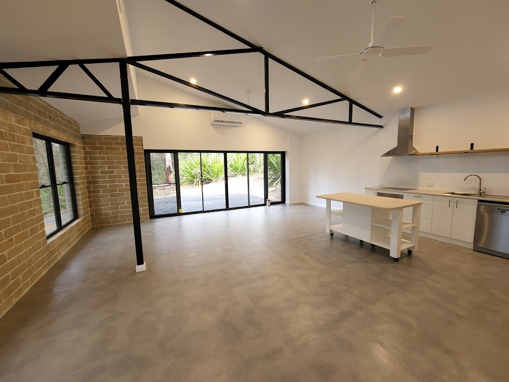 KDF Construction | 5543 George Downes Dr, Bucketty NSW 2250, Australia | Phone: 0410 100 616