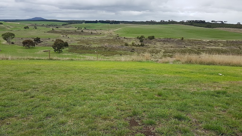 Harmans Valley Lookout | Port Fairy Road, C/o Hamilton Information Centre, Hamilton VIC 3300, Byaduk VIC 3301, Australia | Phone: 1800 807 056