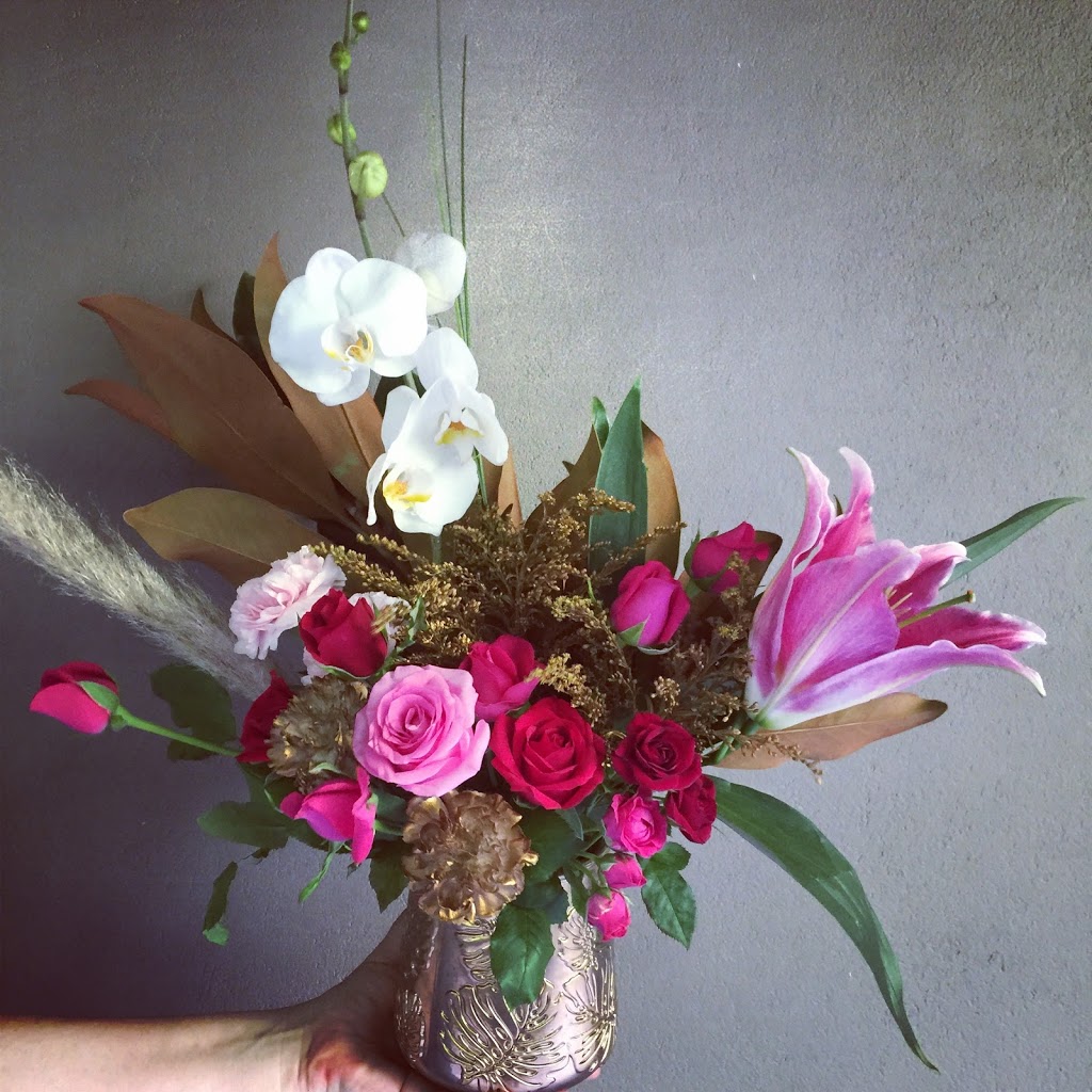 Oceanic Style + Blooms | florist | By Appointment ONLY, 8 Moresby St, Trinity Beach QLD 4879, Australia | 0417684948 OR +61 417 684 948