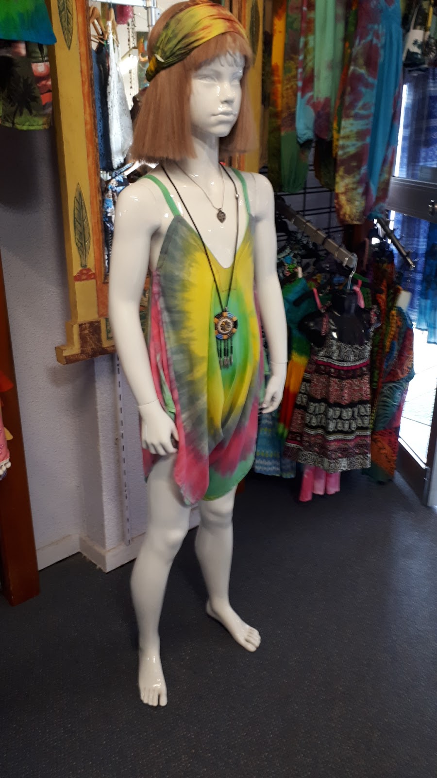 Asian Outlet | clothing store | 8/7 Market St, Woolgoolga NSW 2456, Australia | 0423079867 OR +61 423 079 867