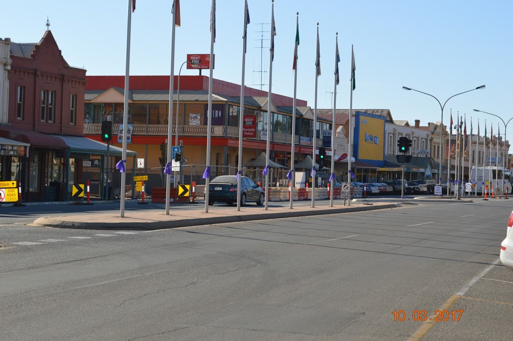 International Hotel-Motel | store | 40 Ellen St, Port Pirie SA 5540, Australia | 0886322422 OR +61 8 8632 2422