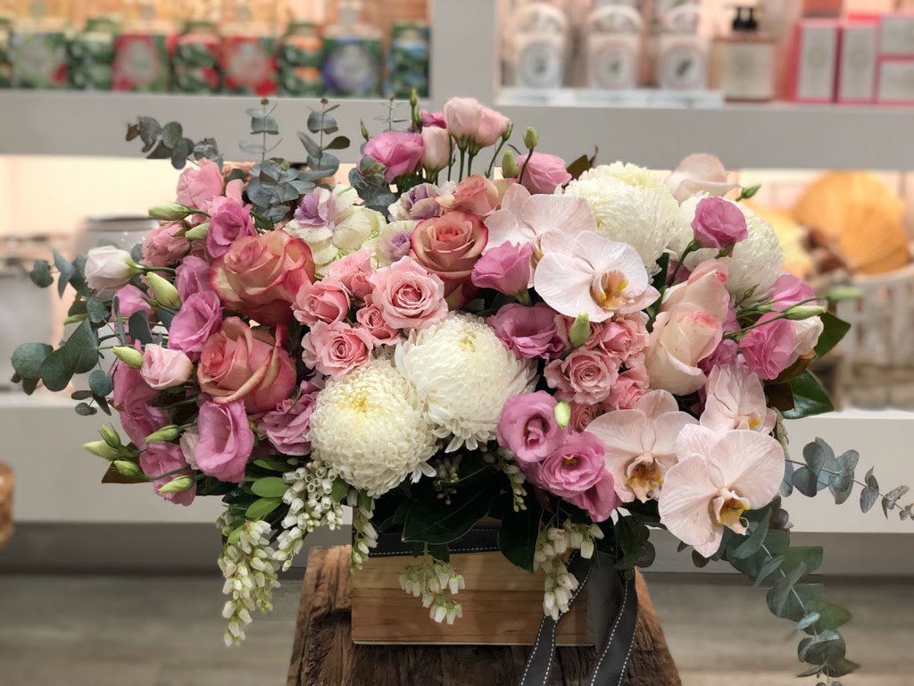 B & M FLORIST | florist | 41 OConnell St, Monterey NSW 2217, Australia | 0295871900 OR +61 2 9587 1900