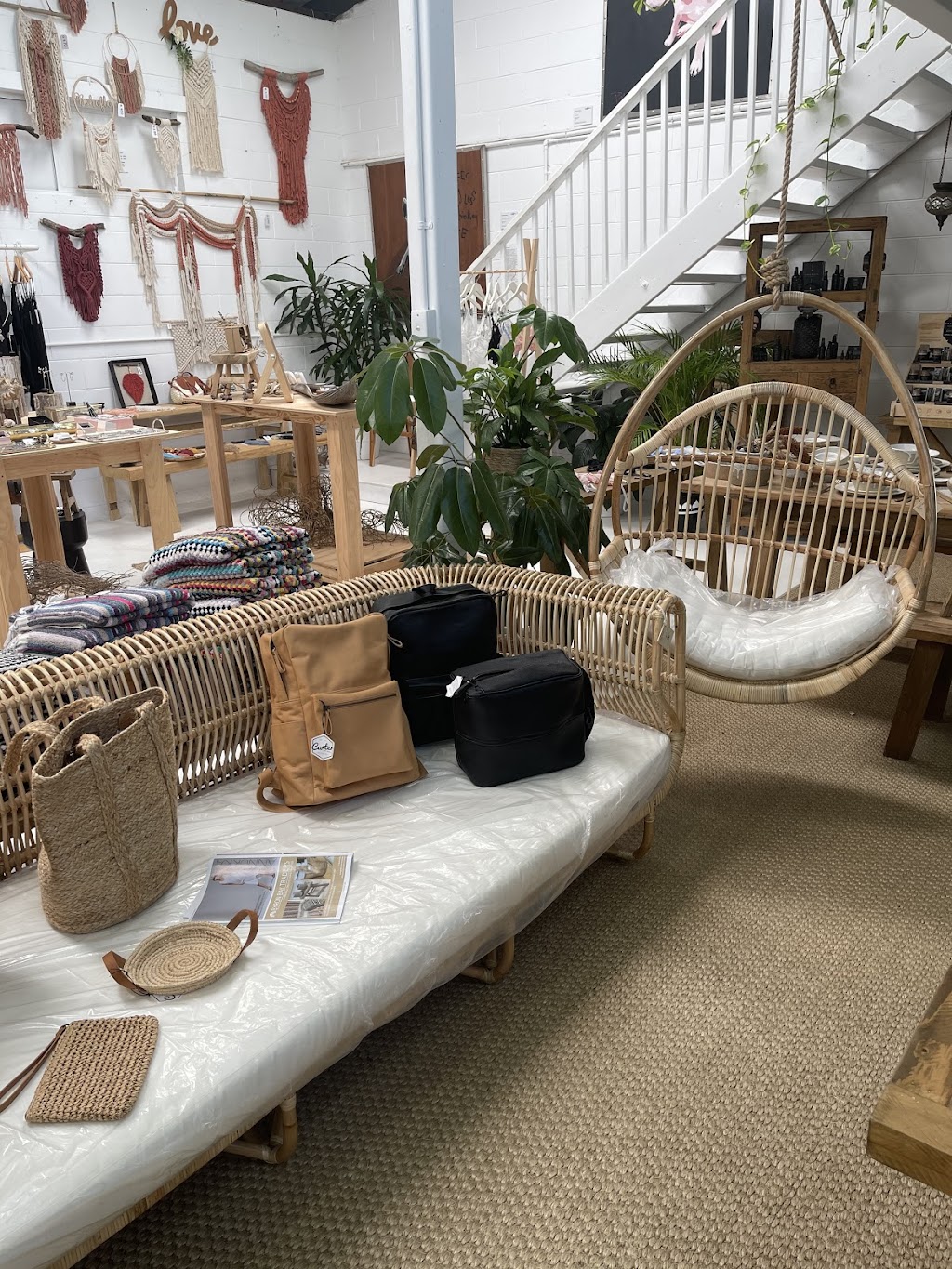 Byron Bay Traders | home goods store | 17 Banksia Dr, Byron Bay NSW 2481, Australia | 0434368522 OR +61 434 368 522