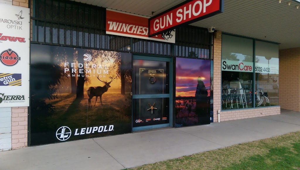 Swan Hill Fishing and Shooting Supplies | 41 Campbell St, Swan Hill VIC 3585, Australia | Phone: (03) 5032 4378