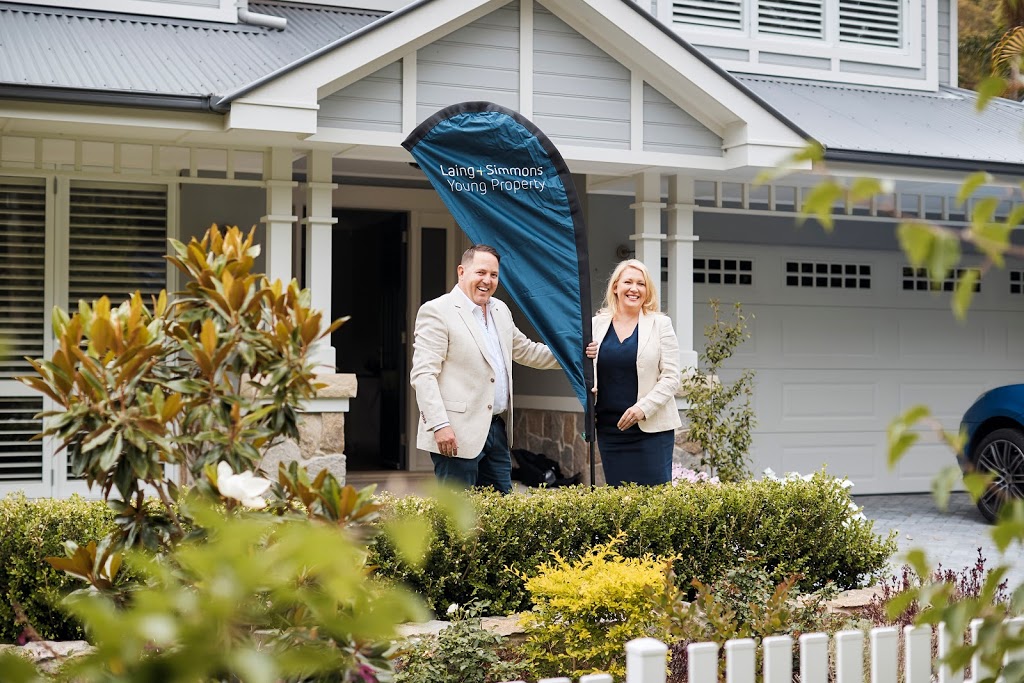 Laing+Simmons Young Property Avalon | real estate agency | Careel Bay Marina, 94 George St, Avalon Beach NSW 2107, Australia | 0422225227 OR +61 422 225 227