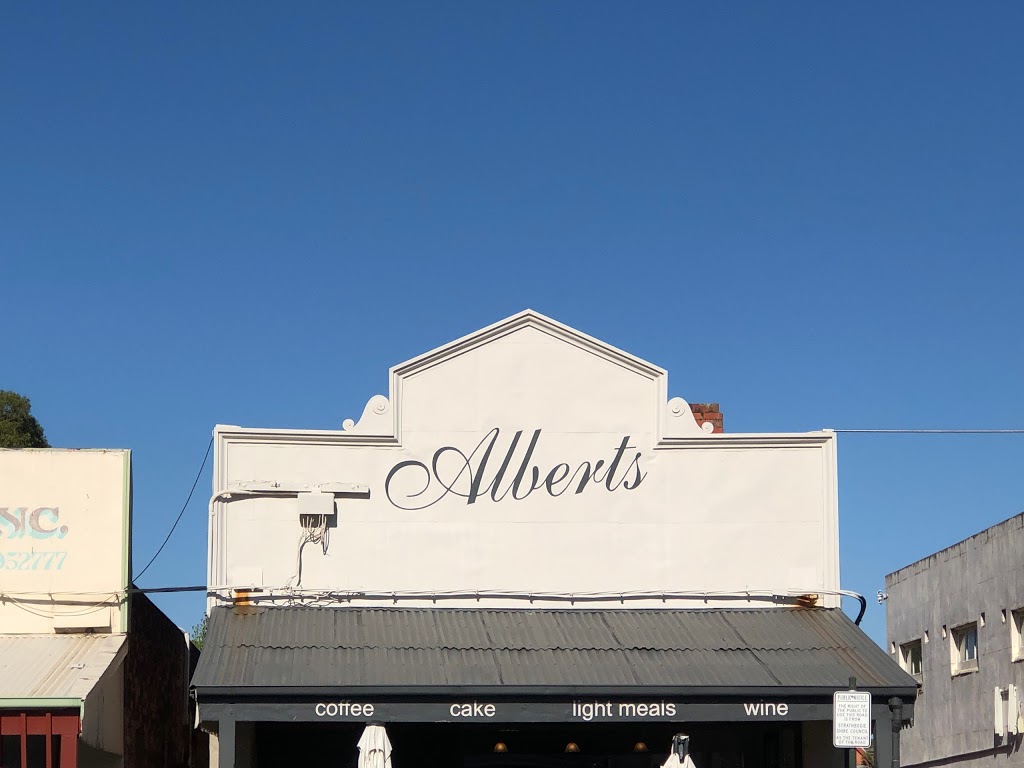 Alberts Cafe | cafe | 44 Binney St, Euroa VIC 3666, Australia | 0357953340 OR +61 3 5795 3340