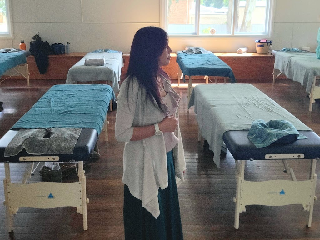 Soulsynct Alignment Studio | 23 Courageous Cl, Marmong Point NSW 2284, Australia | Phone: 0427 171 179