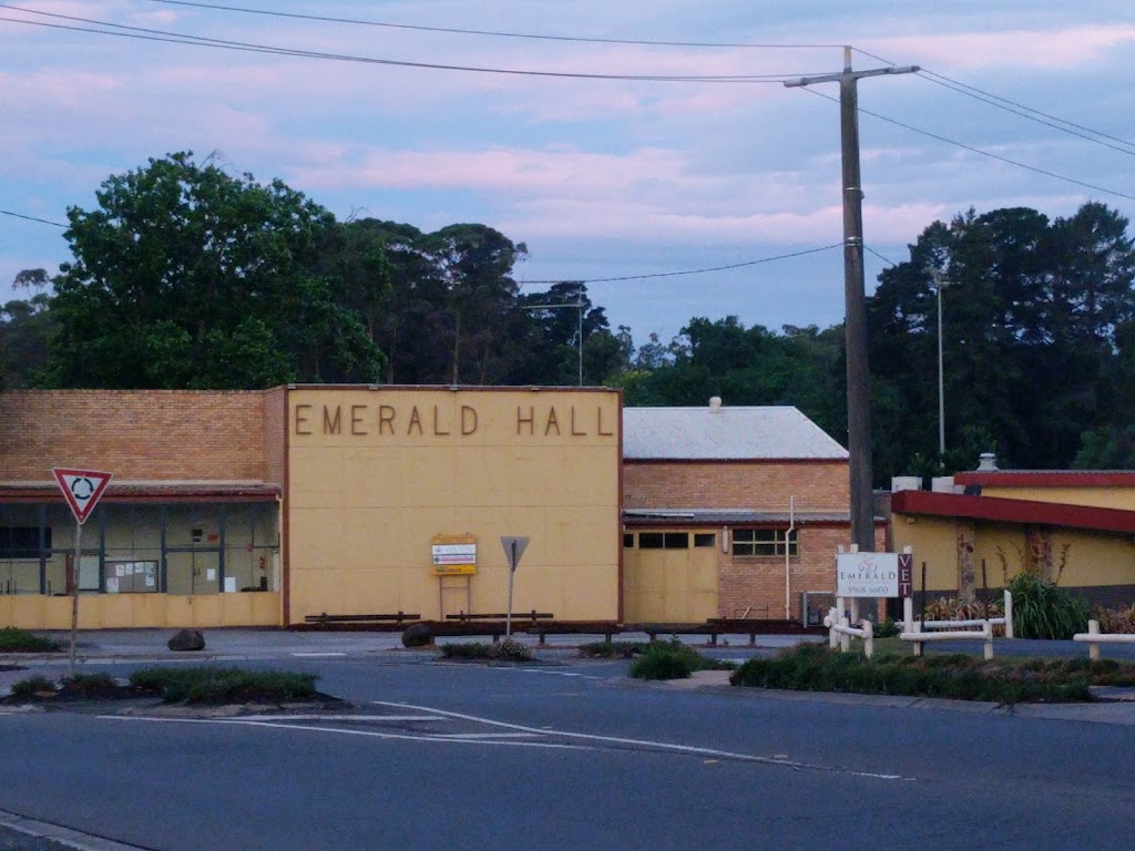 Emerald And District Lions Club | 7 McBride St, Cockatoo VIC 3781, Australia | Phone: 0416 808 807