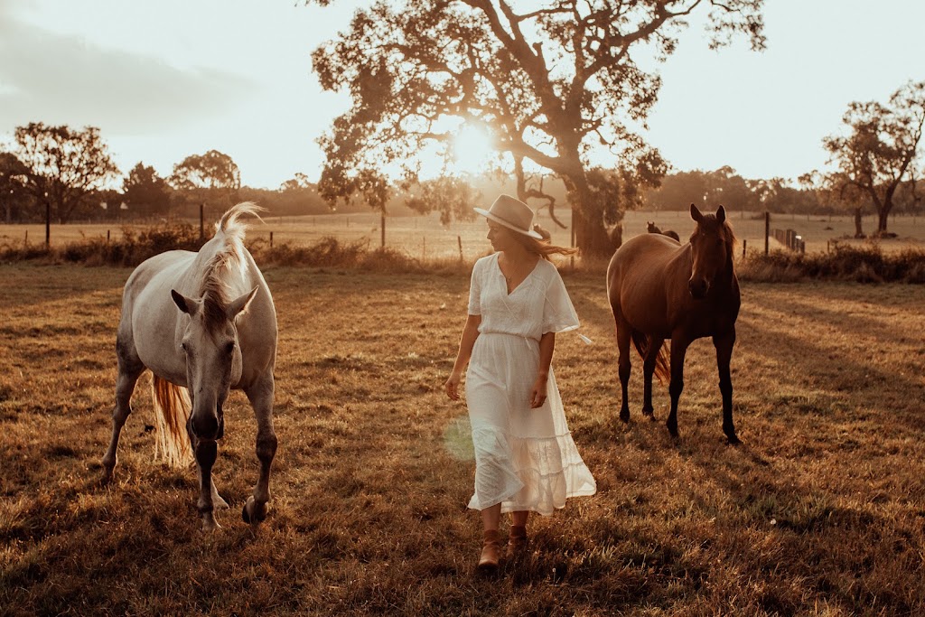 Melbourne Equine Assisted Counselling | Pearcedale Rd, Cranbourne South VIC 3977, Australia | Phone: 0434 437 637