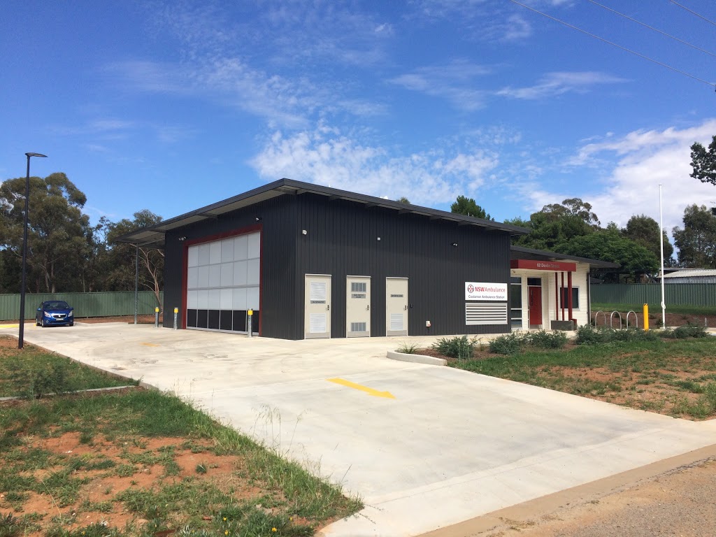 Coolamon Ambulance Station | health | 62 Devlin St, Coolamon NSW 2701, Australia