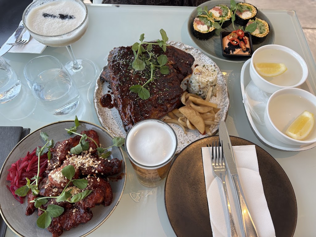 The Terrace Rooftop Bar | Emporium Hotel South Bank, Level 21/267 Grey St, South Brisbane QLD 4101, Australia | Phone: (07) 3556 3333