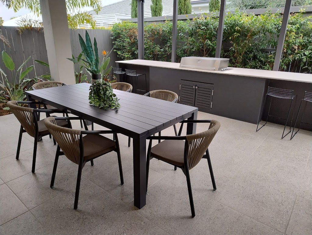 Clarendon Homes Everleigh Display Centre | 29 Tuscan Cct, Greenbank QLD 4124, Australia | Phone: (07) 3387 1490