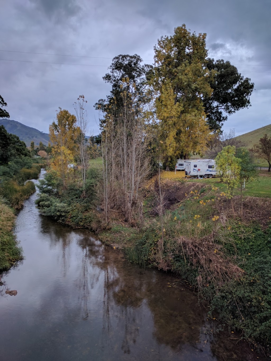 Swifts Creek Caravan Park | Tambo River,, Swifts Creek VIC 3896, Australia