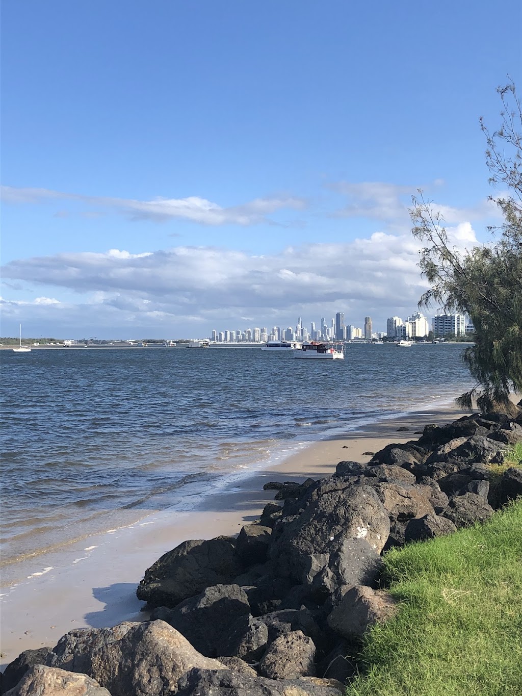 Waters Edge on The Broadwater | 1501/438 Marine Parade, Biggera Waters QLD 4216, Australia | Phone: (07) 5500 5241