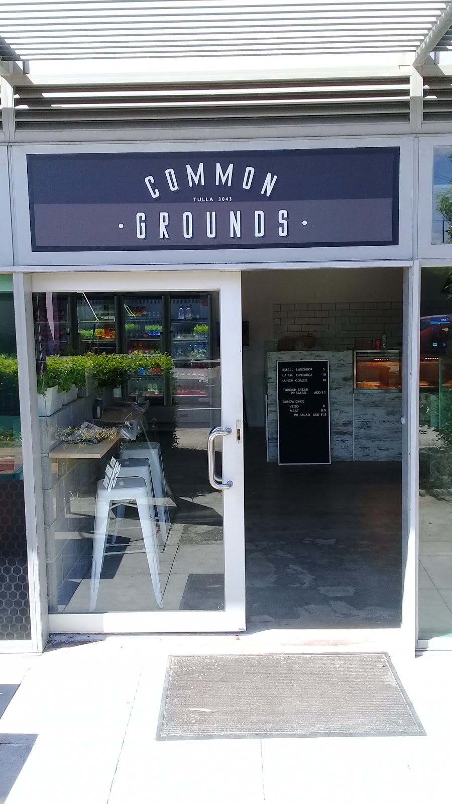 Common Grounds 3043 | cafe | 189 S Centre Rd, Tullamarine VIC 3043, Australia | 0393356663 OR +61 3 9335 6663
