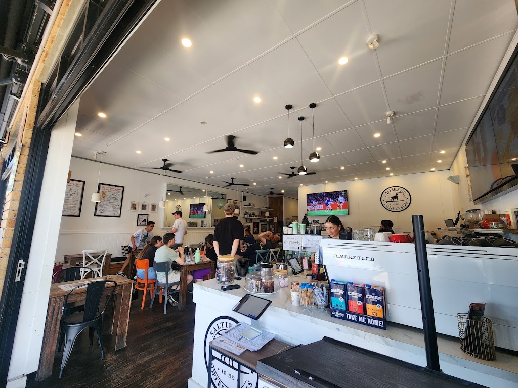 Saltie Dog Coffee & Crepes | 748 Lawrence Hargrave Dr, Coledale NSW 2515, Australia | Phone: 0477 227 534
