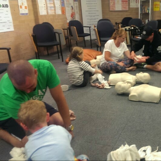 Wollongong First Aid | 8/6-8 Ralph Black Dr, North Wollongong NSW 2500, Australia | Phone: 1800 820 950