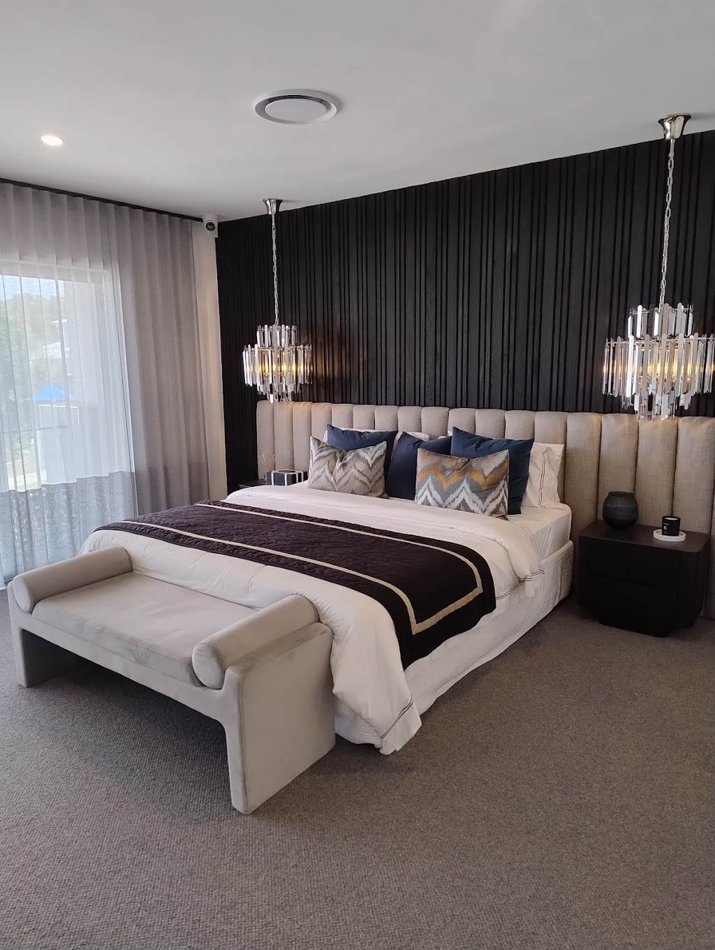 Clarendon Homes Shoreline Display Centre | 25/27 Jingeri St, Redland Bay QLD 4165, Australia | Phone: (07) 3387 1418