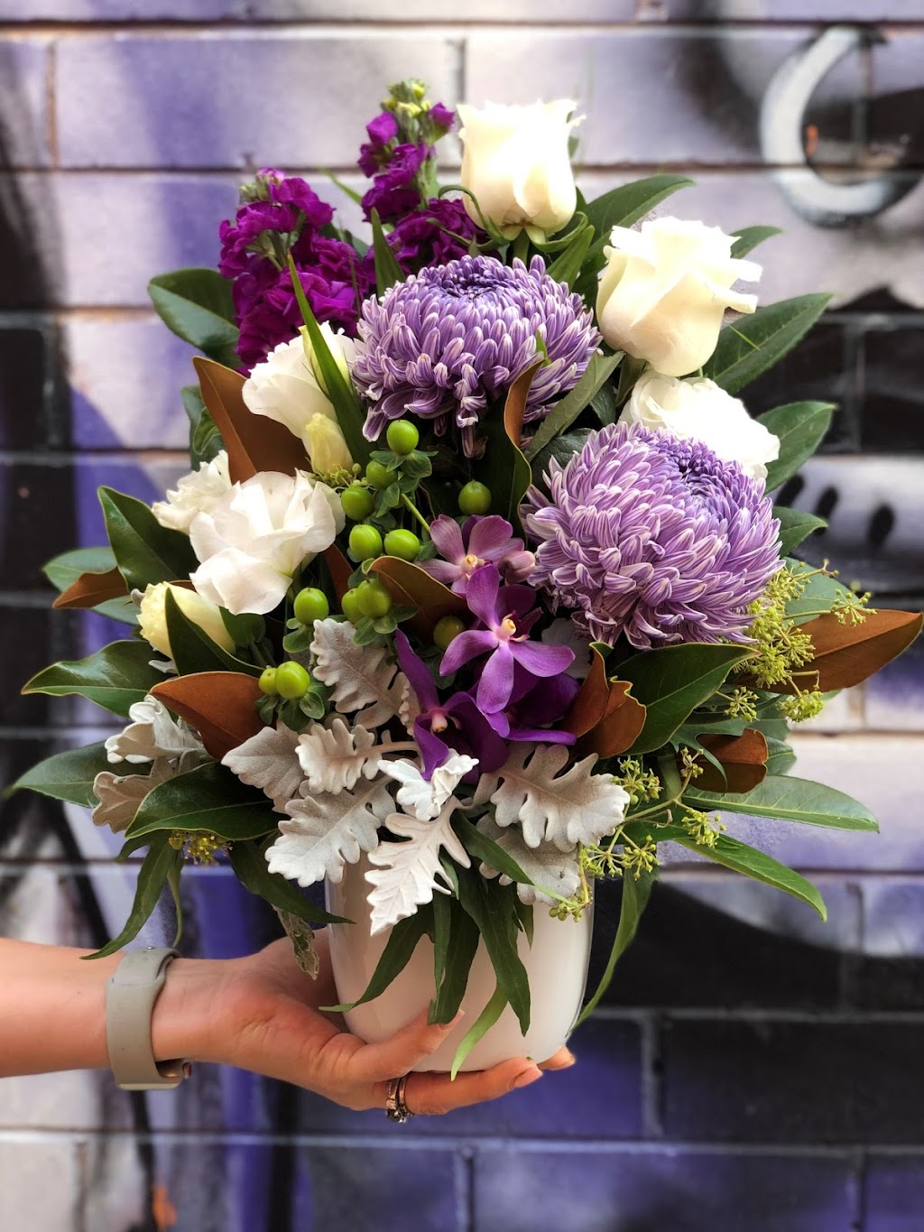 Donvale Flower Gallery | florist | 22 Tunstall Square, Doncaster East VIC 3109, Australia | 0398421803 OR +61 3 9842 1803