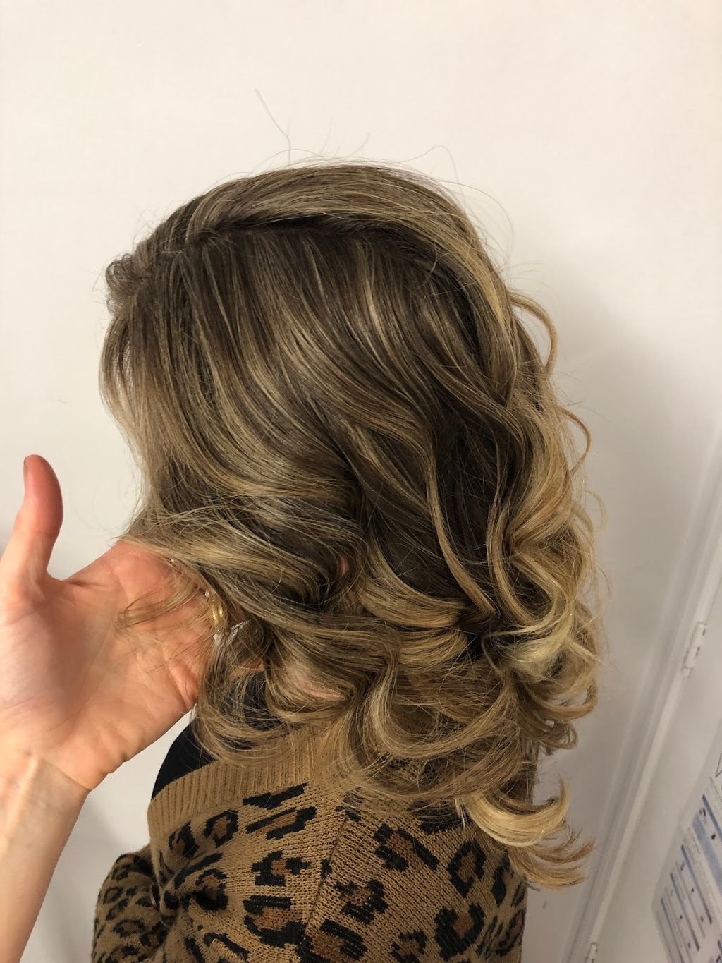 Amanda Appleby Hair | 30 Derwent Pl, Riverhills QLD 4074, Australia | Phone: 0407 030 691