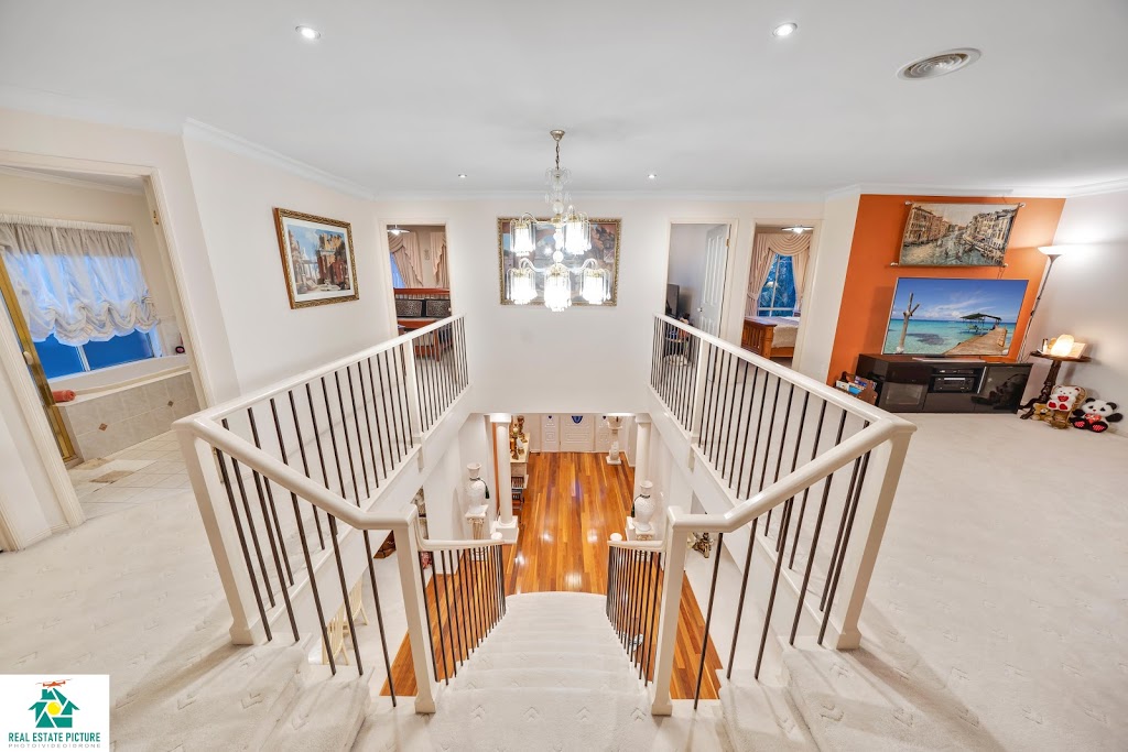 Real Estate Photographer Videographer | 20 Andrea Cres, Cranbourne North VIC 3977, Australia | Phone: 0433 346 651