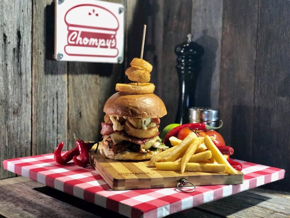 Chompy’s @ The Basement | meal takeaway | 2A Cohen St, Belconnen ACT 2617, Australia | 0472803525 OR +61 472 803 525