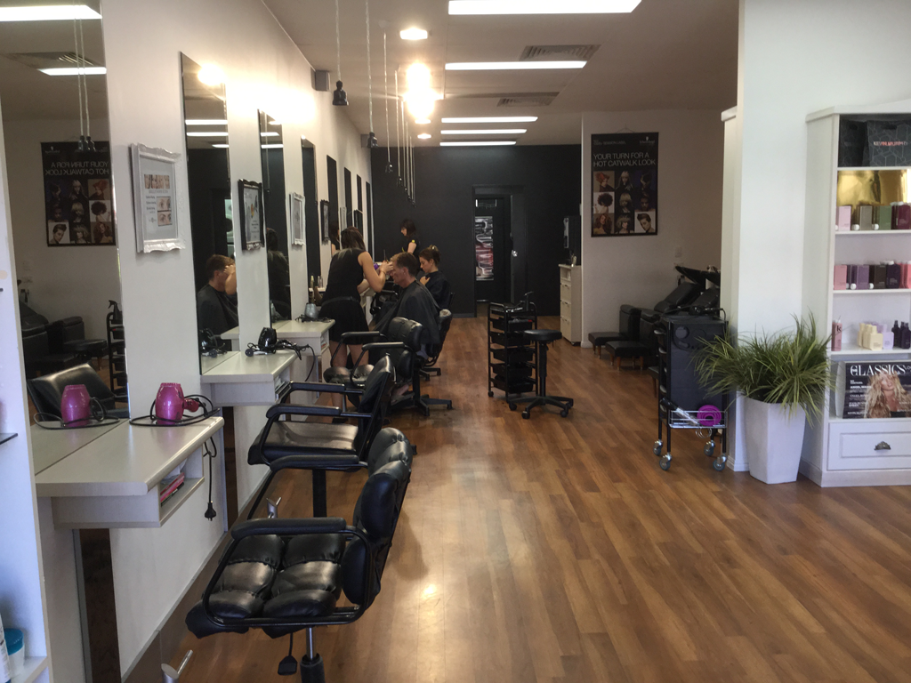 Bon Bon Hair Salon Murwillumbah | Palm Court, 41 Murwillumbah St, Murwillumbah NSW 2484, Australia | Phone: (02) 6672 1614