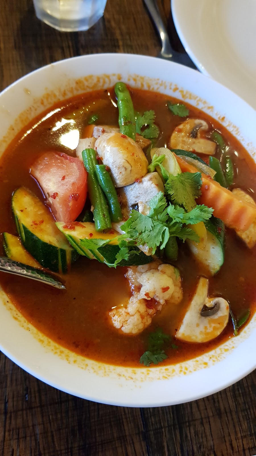 Lilly Thai Restaurant | restaurant | 298B Main Rd, Toukley NSW 2263, Australia | 0243971664 OR +61 2 4397 1664