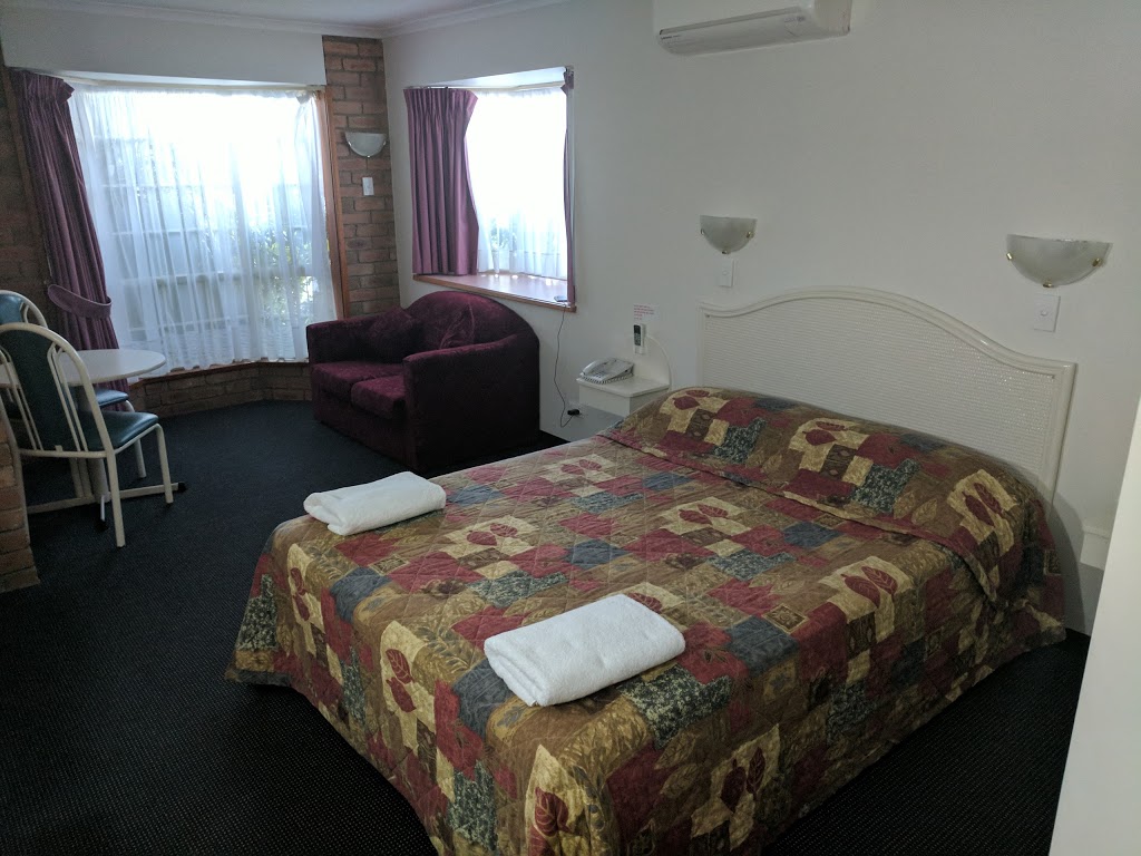 Sapphire Waters Motor Inn | lodging | 32-34 Merimbula Dr, Merimbula NSW 2548, Australia | 0264951999 OR +61 2 6495 1999