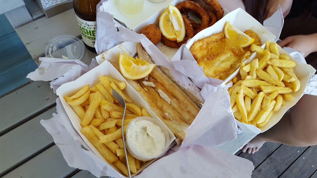World Famous Fish N Chips | restaurant | 2/54 Owen St, Huskisson NSW 2540, Australia | 0244415556 OR +61 2 4441 5556
