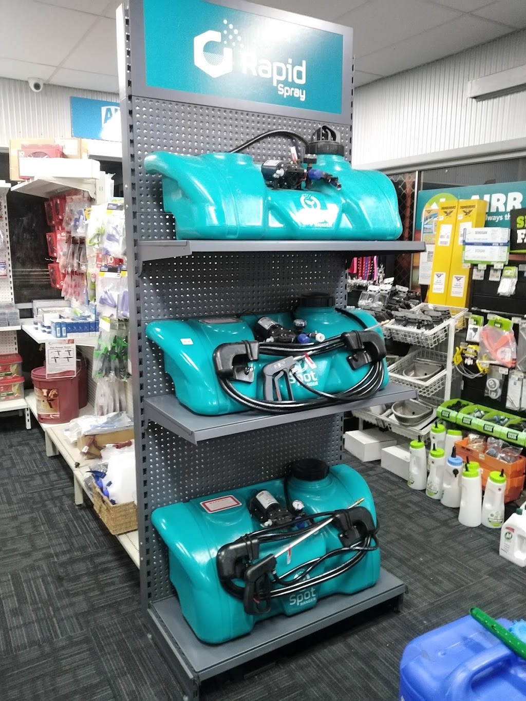 South East Rural Supplies |  | 6 Commissioner St, Cooma NSW 2630, Australia | 0264523511 OR +61 2 6452 3511