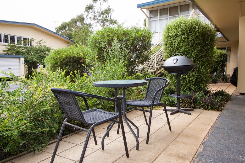 Canberra Short Term & Holiday Accommodation | 47 McMillan Cres, Griffith ACT 2603, Australia | Phone: (02) 6260 6613