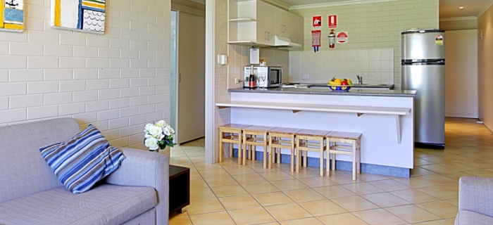 Main Beach Apartments Byron Bay | 43 Lawson St, Byron Bay NSW 2481, Australia | Phone: 1800 040 151