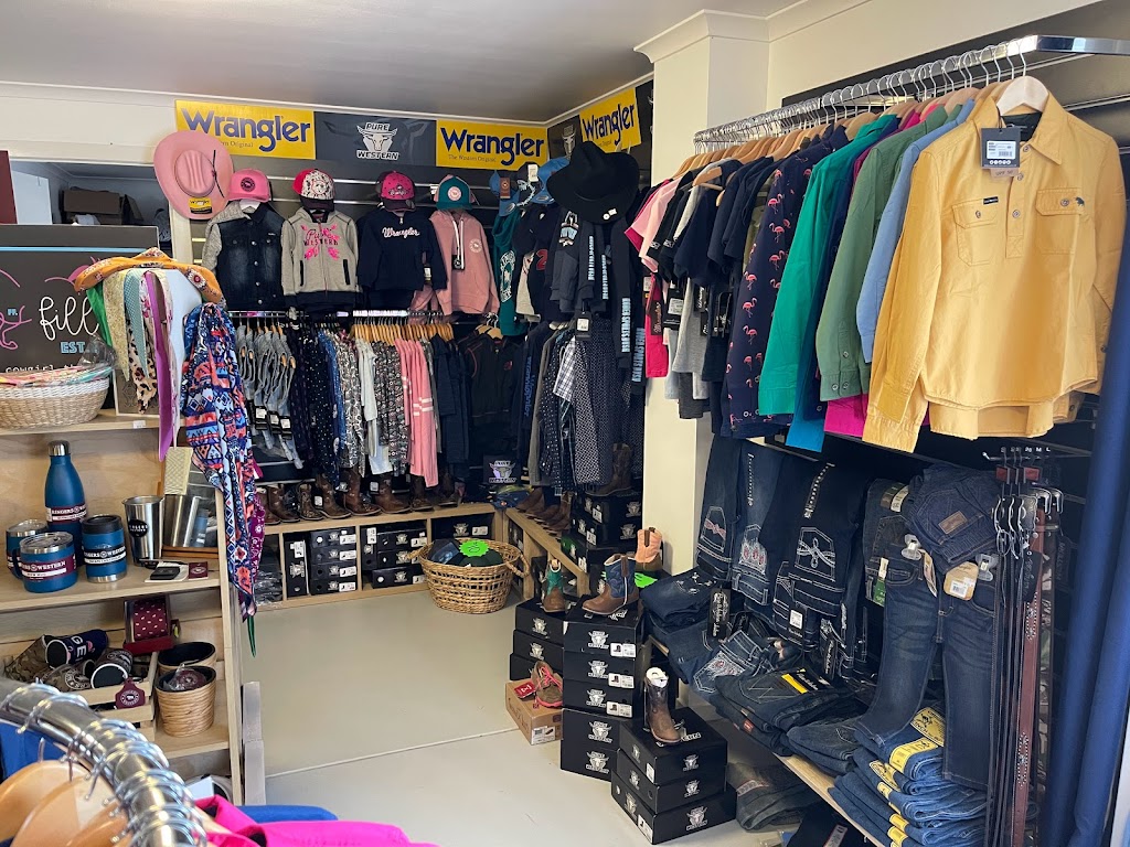 Hollis Rural Trading | clothing store | 41 Grevillea St, Pittsworth QLD 4356, Australia | 0447407668 OR +61 447 407 668