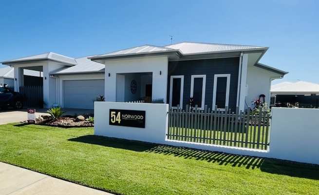 Landscape Constructions Mackay | 35 Companion Way, Bucasia QLD 4750, Australia | Phone: 0497 988 410