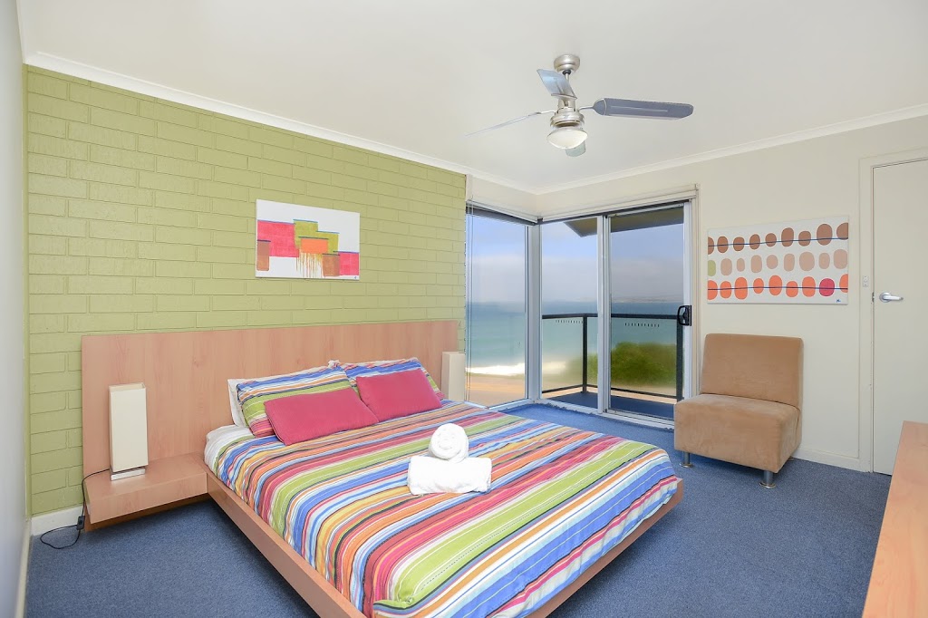 Unwind @ South Seas - Port Elliot Beachfront Apartment | 18 Merrilli Pl, Port Elliot SA 5212, Australia | Phone: 0411 141 329