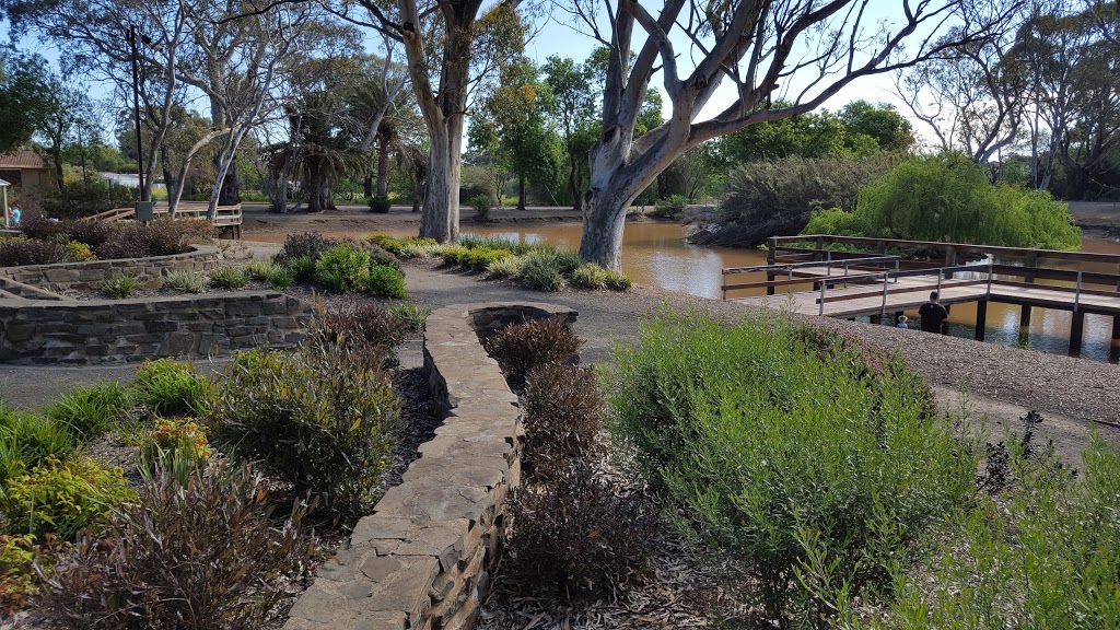 Davidson Reserve | park | 12 Willow Dr, Kapunda SA 5373, Australia