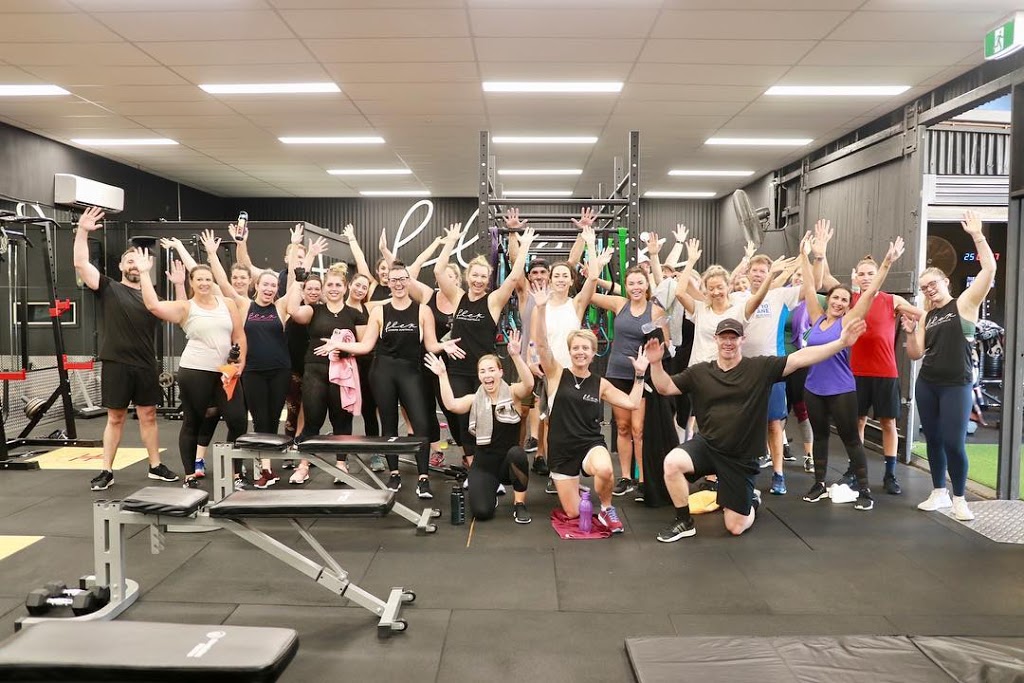 Flex Fitness Australia | gym | 128 Tingal Rd, Wynnum QLD 4178, Australia | 0420920564 OR +61 420 920 564
