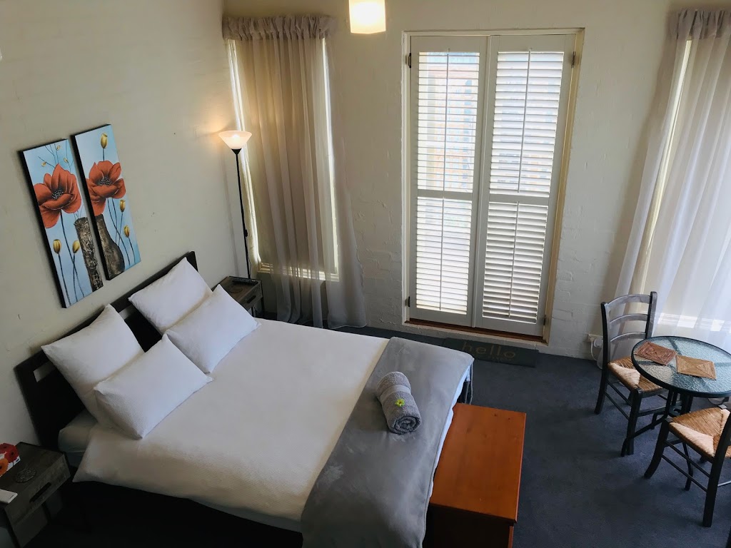 A Trendy Brighton Jewel | lodging | 6 Matthews Ct, Melbourne VIC 3187, Australia | 0412392253 OR +61 412 392 253
