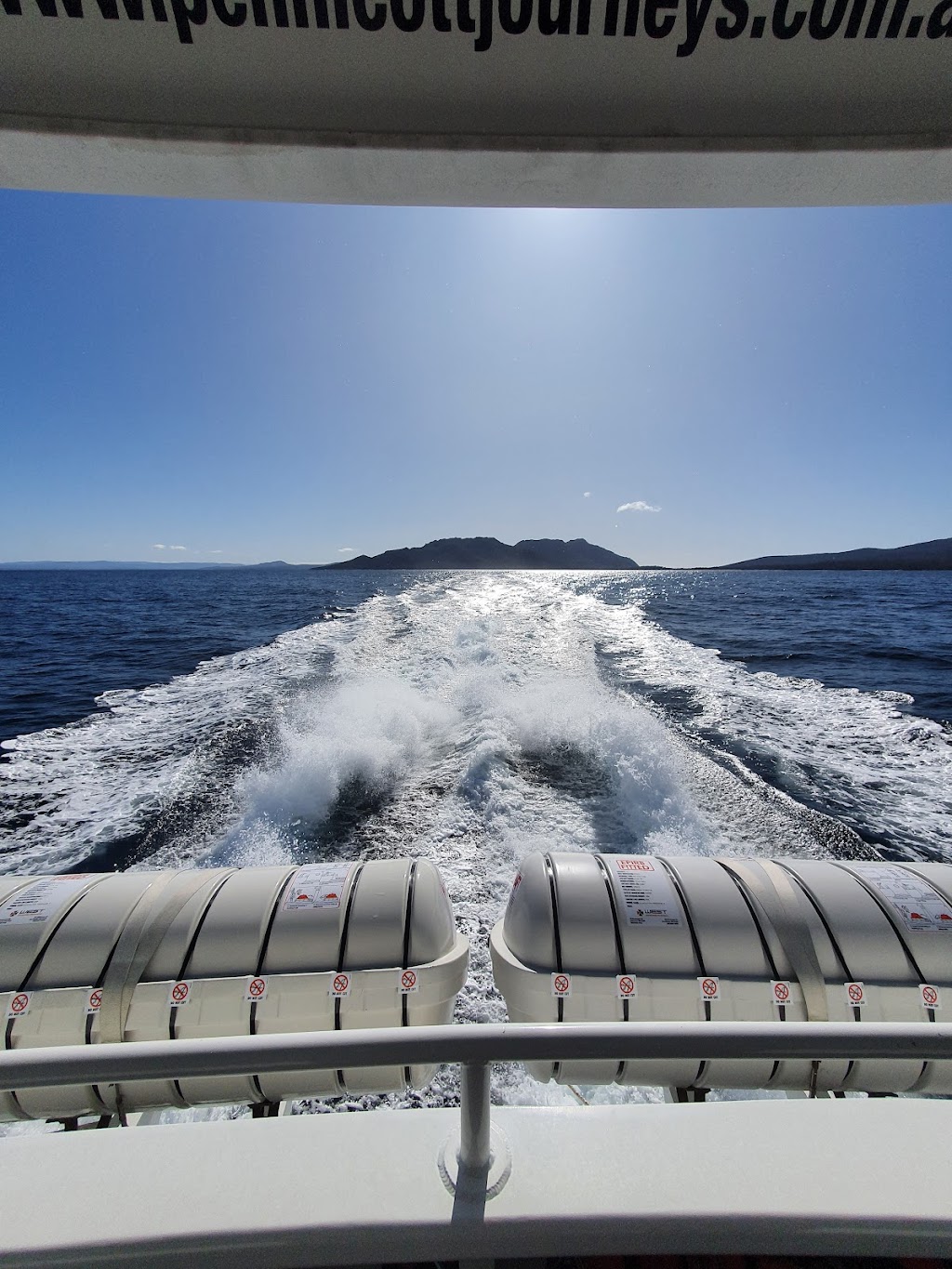 Wineglass Bay Cruises | Jetty Rd, Coles Bay TAS 7215, Australia | Phone: (03) 6257 0355