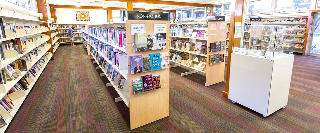 Brisbane City Council - Zillmere Library | library | 374 Zillmere Rd, Zillmere QLD 4034, Australia | 0734031455 OR +61 7 3403 1455